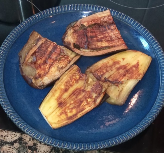 Albergínies escalivades per al mutabal