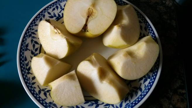 Pastís de poma "gluten free", preparem les pomes