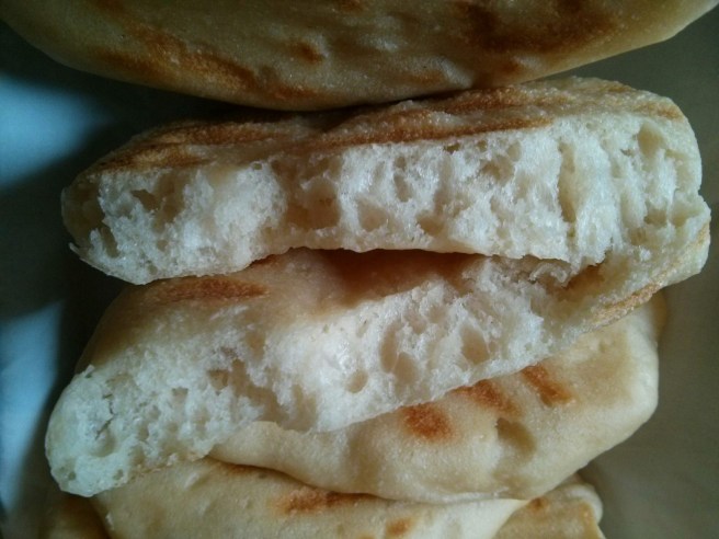 Naan, detall de la molla i de l'ull