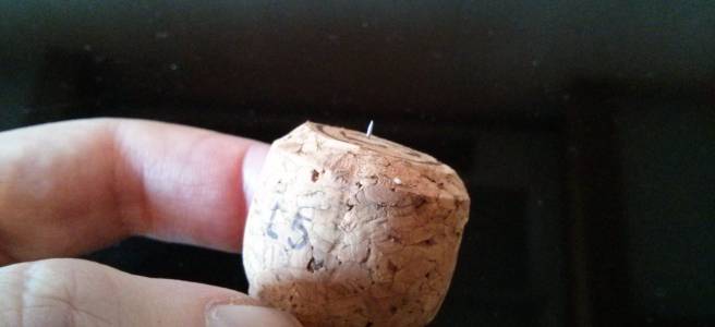 Perforador d'ous casolà