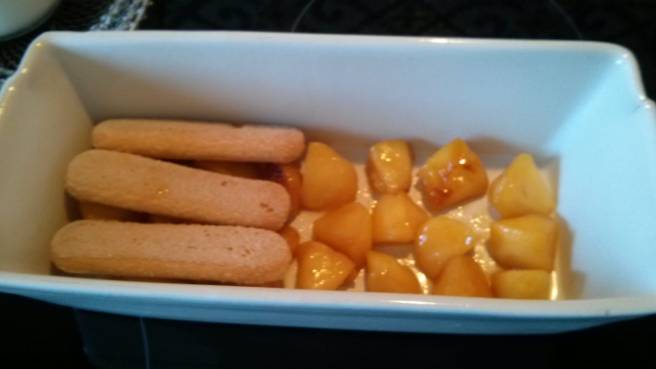 Disposant les pomes i les galetes